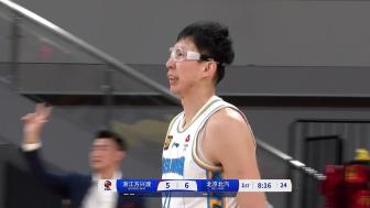 孙铭徽28+9 胡金秋21+5 周琦13+10 广厦力克北京扳成1-1